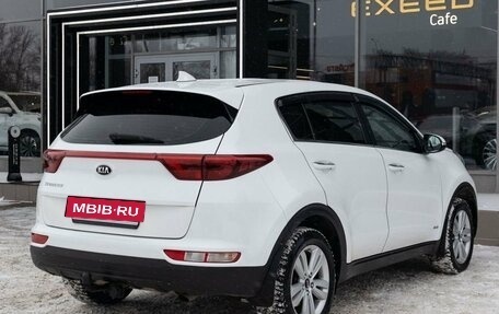 KIA Sportage IV рестайлинг, 2017 год, 2 200 000 рублей, 5 фотография