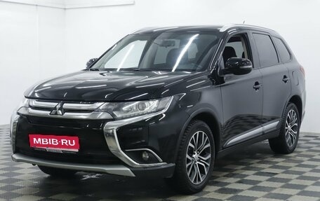 Mitsubishi Outlander III рестайлинг 3, 2017 год, 1 895 000 рублей, 1 фотография