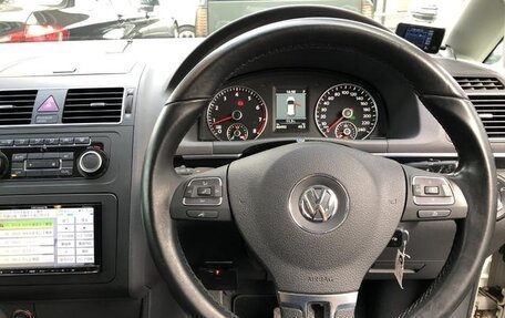 Volkswagen Touran III, 2012 год, 1 143 770 рублей, 22 фотография