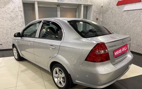 Chevrolet Aveo III, 2011 год, 3 фотография