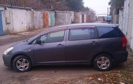 Toyota Wish II, 2004 год, 690 000 рублей, 6 фотография