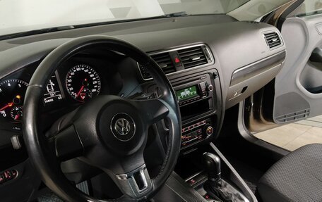 Volkswagen Jetta VI, 2012 год, 1 199 000 рублей, 8 фотография