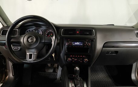 Volkswagen Jetta VI, 2012 год, 1 199 000 рублей, 9 фотография