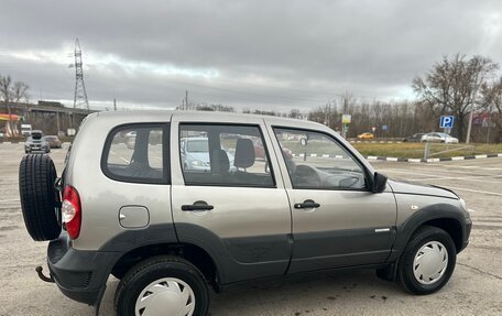 Chevrolet Niva I рестайлинг, 2014 год, 570 000 рублей, 4 фотография