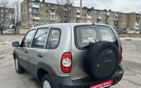 Chevrolet Niva I рестайлинг, 2014 год, 570 000 рублей, 6 фотография