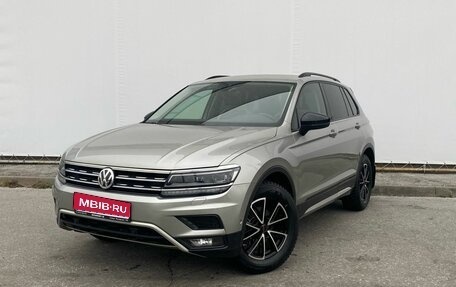 Volkswagen Tiguan II, 2019 год, 2 615 000 рублей, 1 фотография