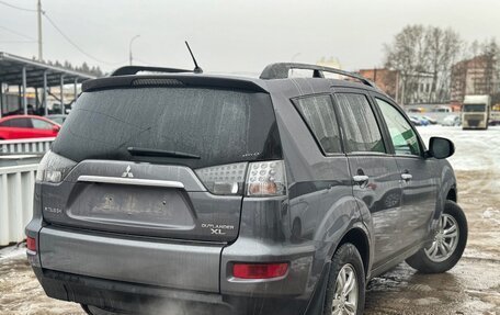 Mitsubishi Outlander III рестайлинг 3, 2011 год, 1 249 000 рублей, 4 фотография