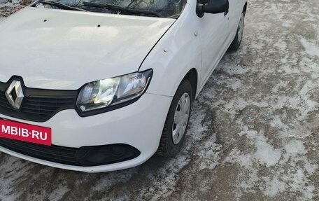 Renault Logan II, 2017 год, 600 000 рублей, 15 фотография