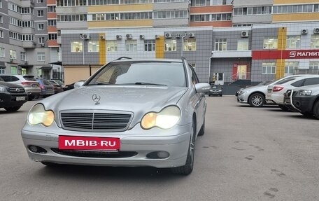 Mercedes-Benz C-Класс, 2001 год, 455 000 рублей, 2 фотография