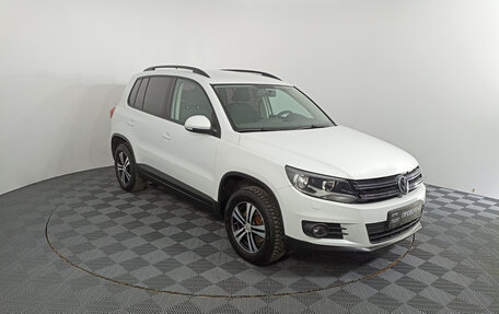 Volkswagen Tiguan I, 2015 год, 1 524 000 рублей, 3 фотография