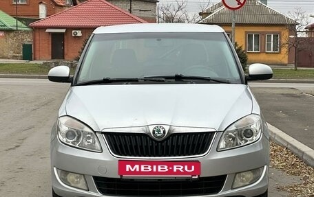 Skoda Fabia II, 2012 год, 830 000 рублей, 2 фотография