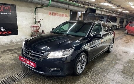 Honda Accord IX рестайлинг, 2013 год, 2 400 000 рублей, 9 фотография