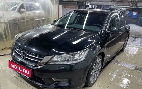 Honda Accord IX рестайлинг, 2013 год, 2 400 000 рублей, 6 фотография