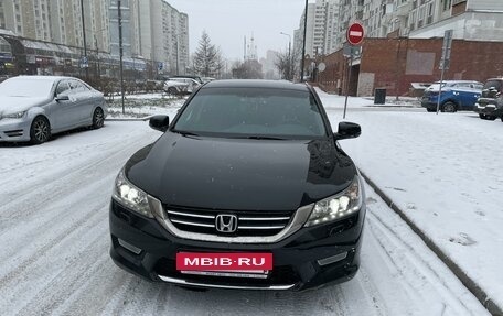 Honda Accord IX рестайлинг, 2013 год, 2 400 000 рублей, 19 фотография