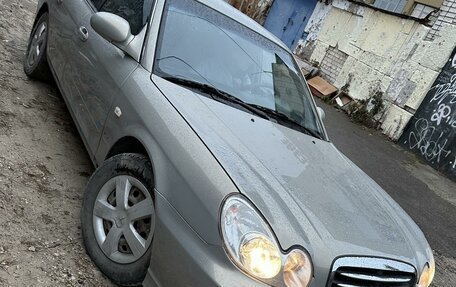 Hyundai Sonata IV рестайлинг, 2004 год, 450 000 рублей, 2 фотография