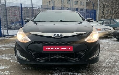 Hyundai Sonata VI, 2013 год, 1 550 000 рублей, 1 фотография