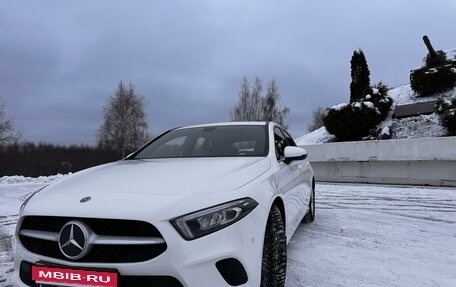 Mercedes-Benz A-Класс, 2018 год, 2 300 000 рублей, 31 фотография