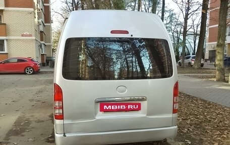 Toyota HiAce H200, 2005 год, 1 450 000 рублей, 3 фотография