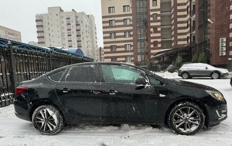 Opel Astra J, 2013 год, 800 000 рублей, 2 фотография