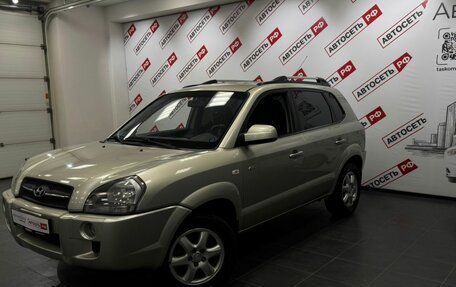 Hyundai Tucson III, 2007 год, 782 000 рублей, 3 фотография