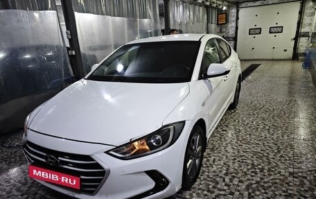 Hyundai Elantra VI рестайлинг, 2017 год, 970 000 рублей, 2 фотография