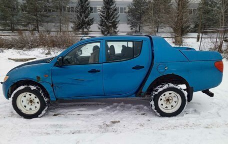 Mitsubishi L200 IV рестайлинг, 2007 год, 789 000 рублей, 4 фотография