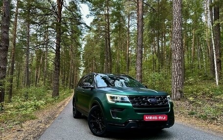 Ford Explorer VI, 2019 год, 3 700 000 рублей, 1 фотография