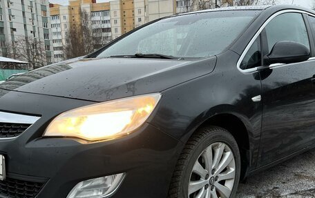 Opel Astra J, 2011 год, 653 000 рублей, 8 фотография