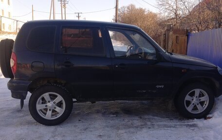 Chevrolet Niva I рестайлинг, 2005 год, 375 000 рублей, 1 фотография