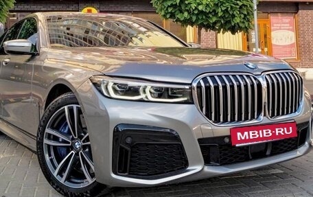 BMW 7 серия, 2021 год, 11 000 000 рублей, 3 фотография