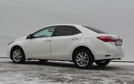 Toyota Corolla, 2015 год, 1 060 000 рублей, 7 фотография