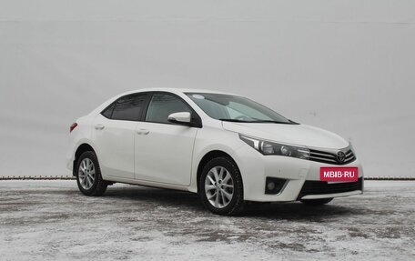 Toyota Corolla, 2015 год, 1 060 000 рублей, 3 фотография