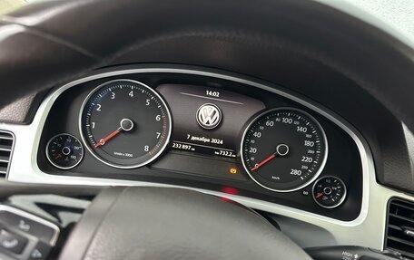 Volkswagen Touareg III, 2013 год, 2 850 000 рублей, 15 фотография