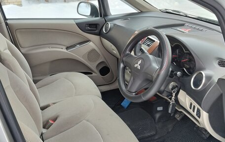 Mitsubishi Colt VI рестайлинг, 2005 год, 580 000 рублей, 6 фотография