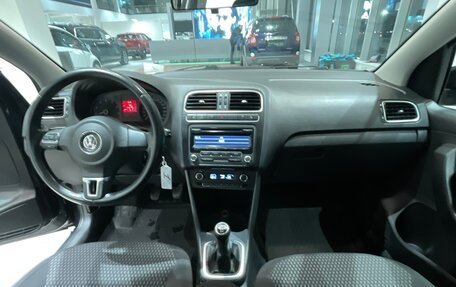 Volkswagen Polo VI (EU Market), 2011 год, 670 000 рублей, 16 фотография