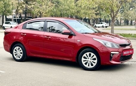 KIA Rio IV, 2018 год, 1 250 000 рублей, 3 фотография