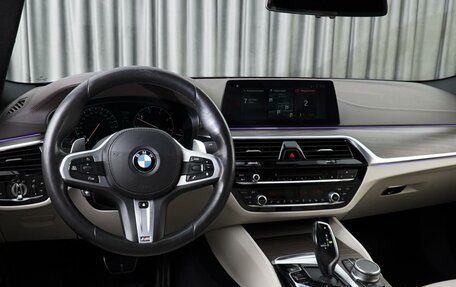 BMW 5 серия, 2019 год, 4 368 000 рублей, 6 фотография