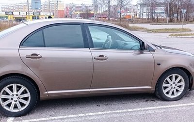 Toyota Avensis III рестайлинг, 2004 год, 650 000 рублей, 1 фотография