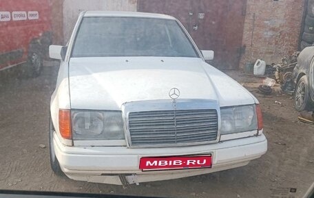 Mercedes-Benz W124, 1987 год, 130 000 рублей, 1 фотография