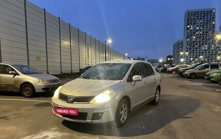 Nissan Tiida, 2008 год, 900 000 рублей, 1 фотография