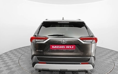 Toyota RAV4, 2019 год, 3 129 000 рублей, 6 фотография