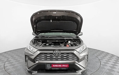 Toyota RAV4, 2019 год, 3 129 000 рублей, 9 фотография