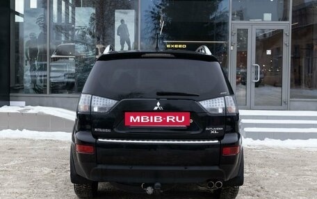 Mitsubishi Outlander III рестайлинг 3, 2007 год, 1 500 000 рублей, 4 фотография