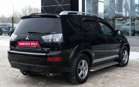 Mitsubishi Outlander III рестайлинг 3, 2007 год, 1 500 000 рублей, 5 фотография