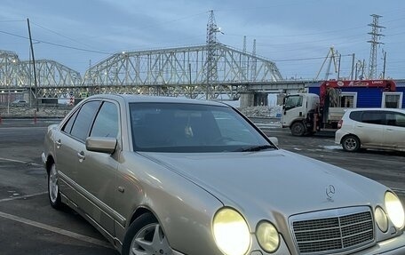 Mercedes-Benz E-Класс, 1999 год, 530 000 рублей, 6 фотография