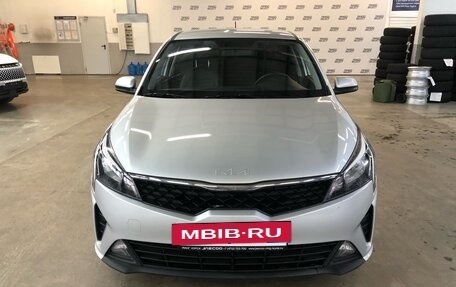 KIA Rio IV, 2021 год, 1 819 000 рублей, 8 фотография