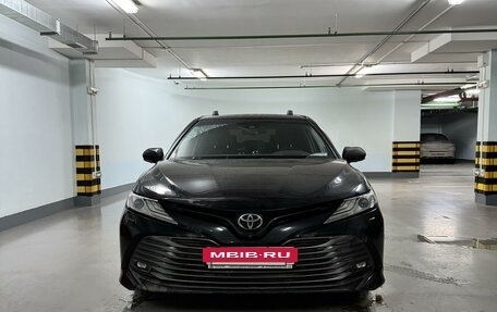 Toyota Camry, 2019 год, 3 800 000 рублей, 3 фотография