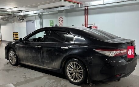 Toyota Camry, 2019 год, 3 800 000 рублей, 10 фотография