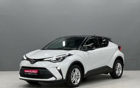 Toyota C-HR I рестайлинг, 2022 год, 3 500 000 рублей, 1 фотография