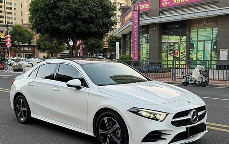 Mercedes-Benz A-Класс, 2021 год, 2 150 000 рублей, 7 фотография